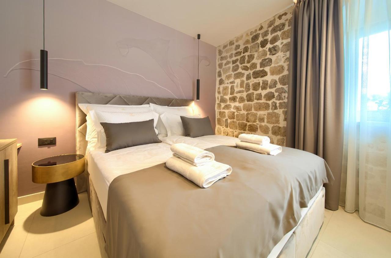 Portella Rooms Krk Town Eksteriør billede