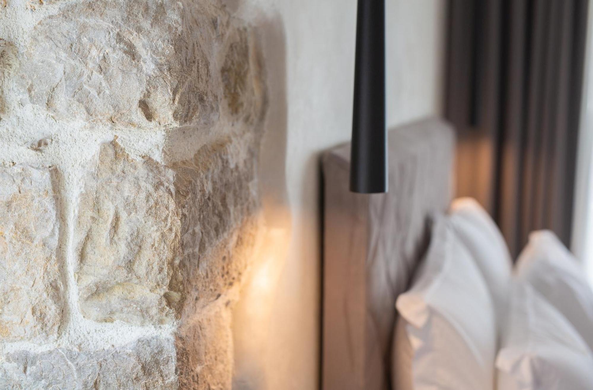 Portella Rooms Krk Town Eksteriør billede